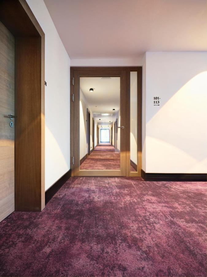 Hotel Zur Post Aschheim Exterior photo
